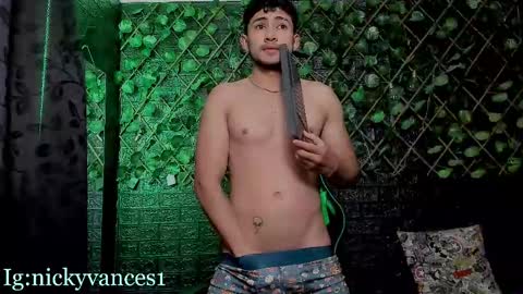 nicky online show from 17, 10, 2025