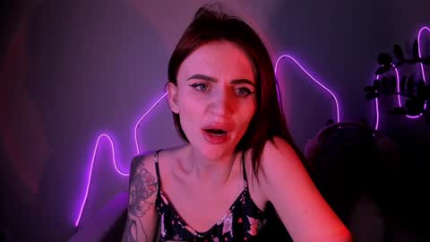 Nicky Weekends online show from 6, 12, 2024