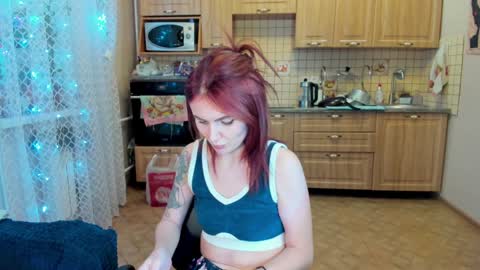 Nicky Weekends online show from 24, 12, 2024