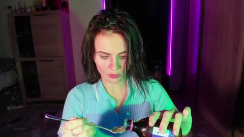 Nicky Weekends online show from 19, 1, 2025