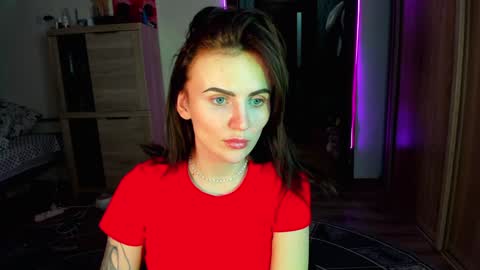 Nicky Weekends online show from 4, 2, 2025