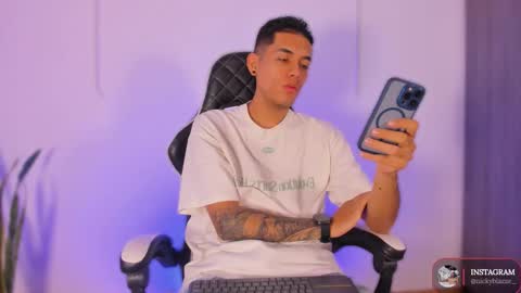 Nicky  online show from 30, 10, 2025