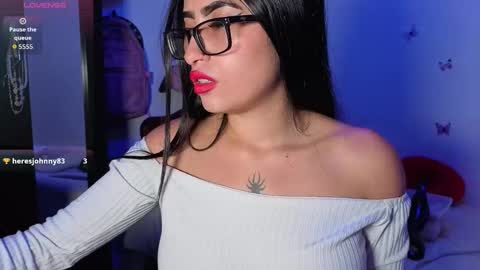 Nicolle online show from 9, 11, 2025