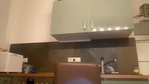 Nico online show from 19, 2, 2025