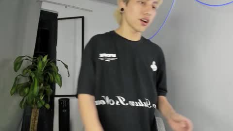 Nico  online show from 16, 9, 2025