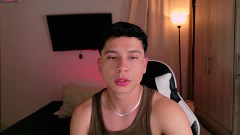 Snapshot of nicocruzz chatting on 18, 9, 2025 Nico Cruz online show from 18, 9, 2025