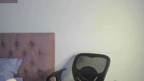 Nicol sanchez online show from 17, 2, 2026