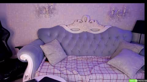 Snapshot of nicolacharlson chatting on 3, 3, 2025 Nicola online show from 3, 3, 2025