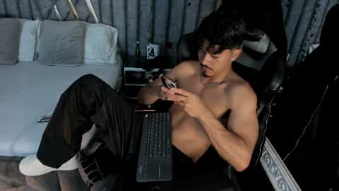Snapshot of nicolaikarav chatting on 6, 7, 2026 Nicolai online show from 6, 7, 2026