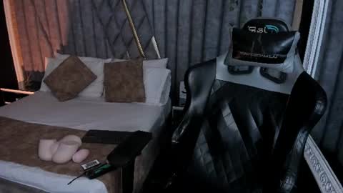 Snapshot of nicolaikarav chatting on 18, 7, 2026 Nicolai online show from 18, 7, 2026