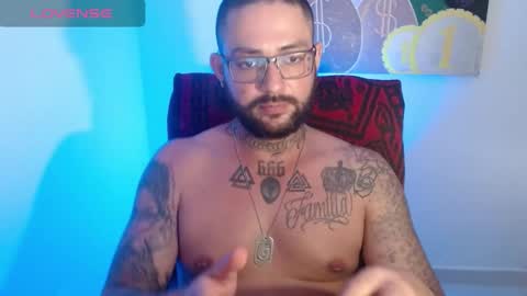 nicolas online show from 22, 2, 2025