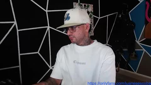 nicolas online show from 19, 10, 2025