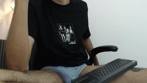 nicolasfine online show from 15, 9, 2025