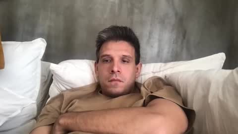 nicolaspercha online show from 4, 5, 2026