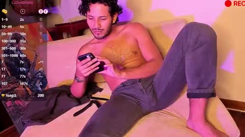 Snapshot of nicolasrodrii chatting on 22, 12, 2024 nicolasrodrii online show from 22, 12, 2024