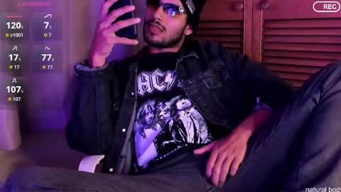 Snapshot of nicolasrodrii chatting on 25, 10, 2025 nicolasrodrii online show from 25, 10, 2025