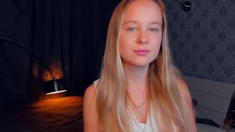 Nicoletta online show from 9, 9, 2025