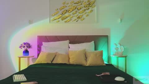 Nicole online show from 4, 4, 2026