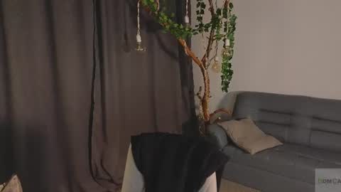 Snapshot of nicole_broown chatting on 12, 6, 2026 Nicole online show from 12, 6, 2026