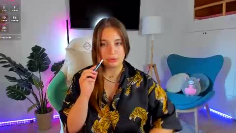 Snapshot of nicole_de_lux chatting on 28, 7, 2026 Nicole De Lux online show from 28, 7, 2026