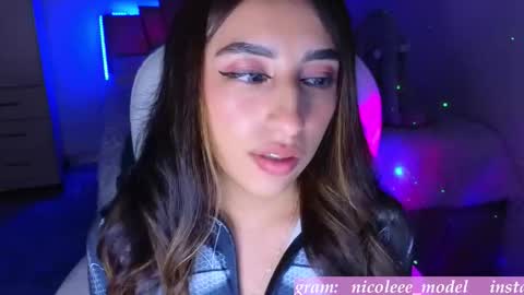 Nicole online show from 1, 12, 2025