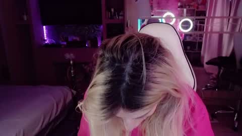 Nicole online show from 16, 6, 2026