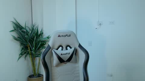 nicole_lushh online show from 16, 11, 2025