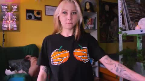 Nicole online show from 26, 10, 2025