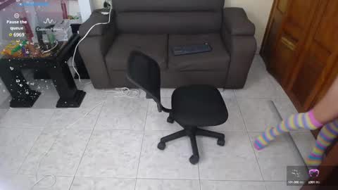 Nicole Santana online show from 11, 1, 2025