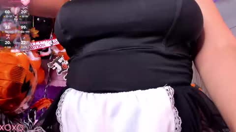 nicolee19_ online show from 24, 10, 2025