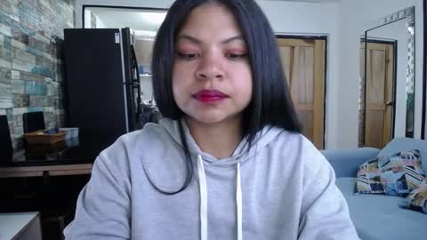 Nicole online show from 3, 10, 2025