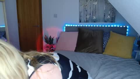 Snapshot of nicolelinharts chatting on 2, 6, 2026 Birthday online show from 2, 6, 2026