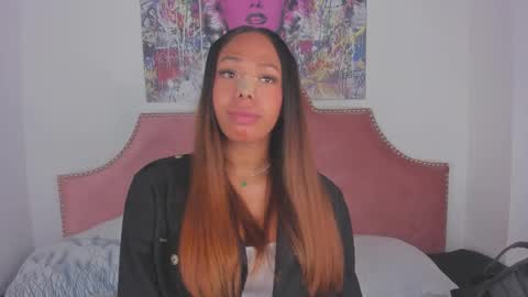 NICOLE online show from 14, 11, 2025