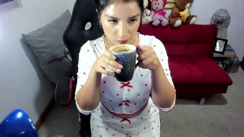 Snapshot of nicolettcolin chatting on 1, 2, 2025 Nicolettcolin online show from 1, 2, 2025