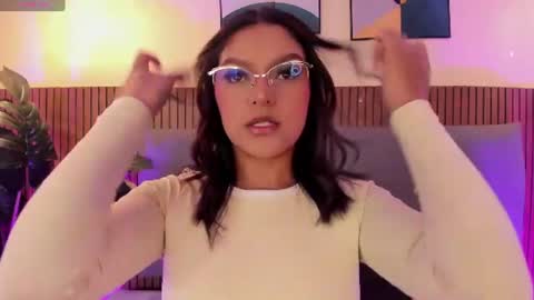 Snapshot of nicolleevan_ chatting on 15, 7, 2026 NICOLLE EVANS online show from 15, 7, 2026