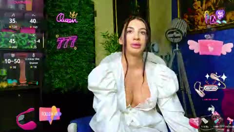 Nicolle online show from 25, 7, 2026