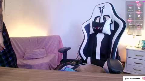 Nicol online show from 25, 10, 2025