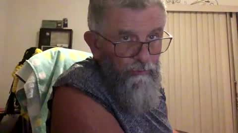 nightmoves1970 online show from 4, 7, 2026