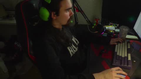 Snapshot of nightpulse69 chatting on 13, 10, 2025 Nightpulse online show from 13, 10, 2025