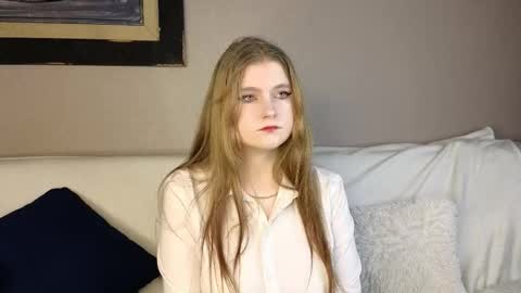 Azalea online show from 27, 11, 2025