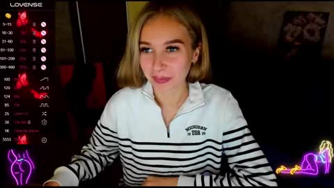Snapshot of nigo_nika chatting on 8, 12, 2024 nigo_nika online show from 8, 12, 2024