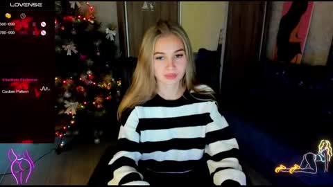 Snapshot of nigo_nika chatting on 12, 12, 2024 nigo_nika online show from 12, 12, 2024