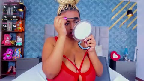 NiiaMoore online show from 27, 3, 2026