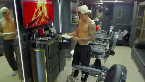 Snapshot of niickcooper chatting on 5, 2, 2026 Niick online show from 5, 2, 2026