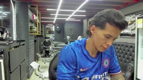 Snapshot of niickcooper chatting on 11, 2, 2026 Niick online show from 11, 2, 2026