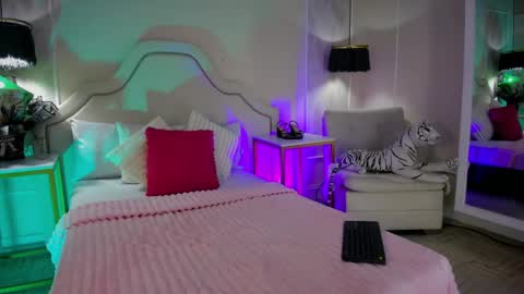 nicole online show from 20, 5, 2026