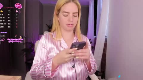 Snapshot of niicoleta2 chatting on 22, 4, 2026 Niicoleta online show from 22, 4, 2026