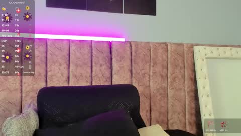 Nicolle  online show from 11, 1, 2026