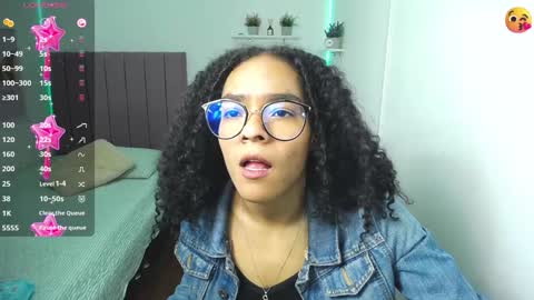 Snapshot of niina_lovee_ chatting on 6, 12, 2024 online show from 6, 12, 2024