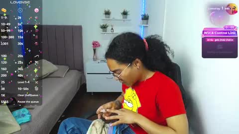 Snapshot of niina_lovee_ chatting on 22, 2, 2025 online show from 22, 2, 2025